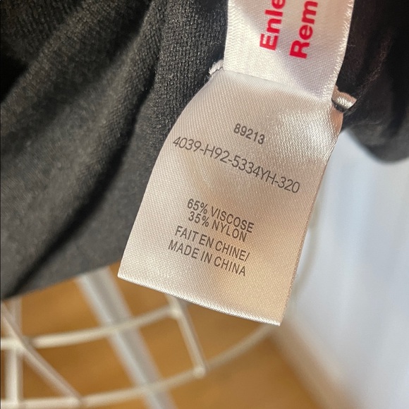 Laura Petites Charcoal Grey Mock Neck Sleeveless Top - Size Medium - Picture 4 of 10